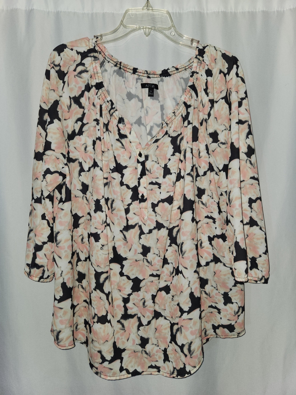 Black Tunic w/ Blush Floral Print #whimsical #romantic #effortless #drapey #chic
